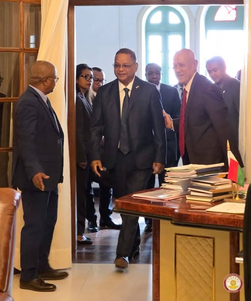 NATAO HO FITARATRA AMIN'NY FANAVAOZANA NT TOMPO𝐍ANDRAIKIM-PANJAKANA.