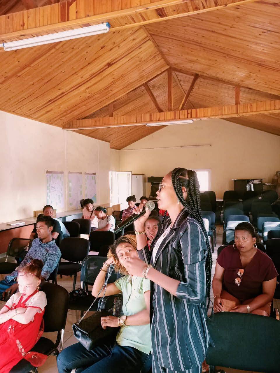 HO FANAVAOZANA NY TONTOLON’NY KOLONTSAINA SY NY ZAVAKANTO ARY FIKAJIANA NY HAREM-BAKOKA