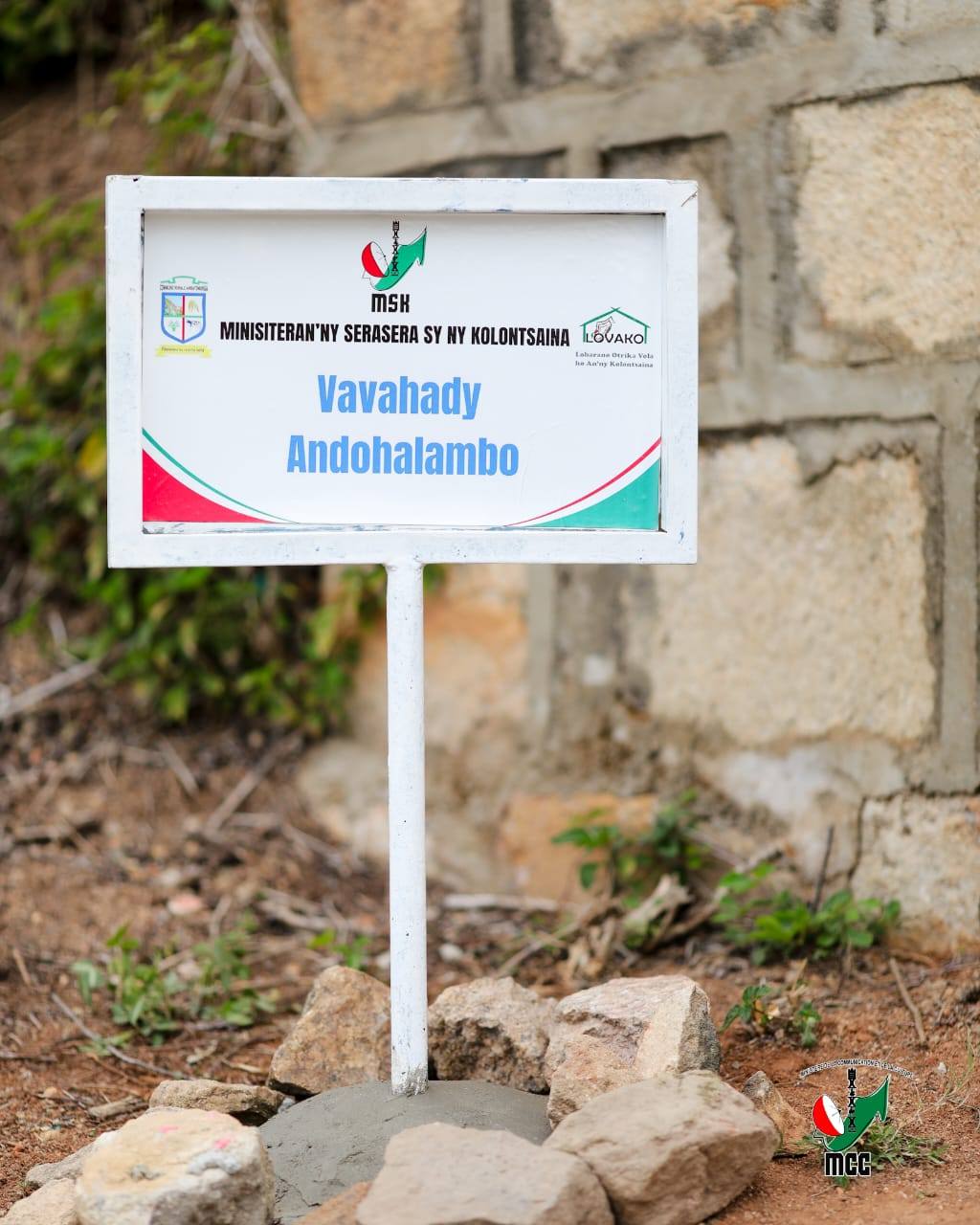 HAPETRAKA TSY HO ELA NY ANDROM-PIRENENA HO AN'NY KOLONTSAINA.