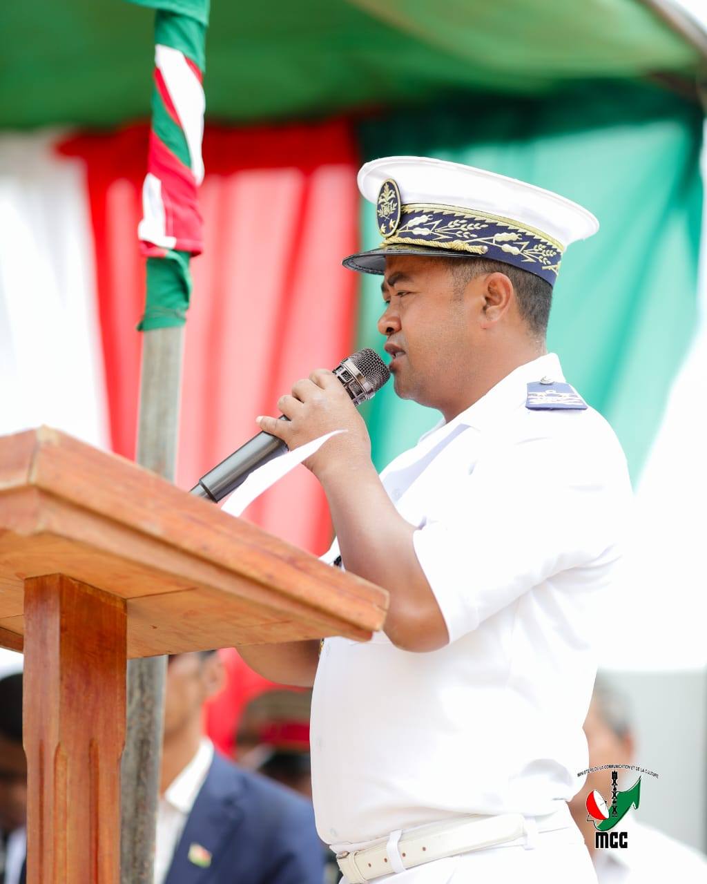 HAPETRAKA TSY HO ELA NY ANDROM-PIRENENA HO AN'NY KOLONTSAINA.