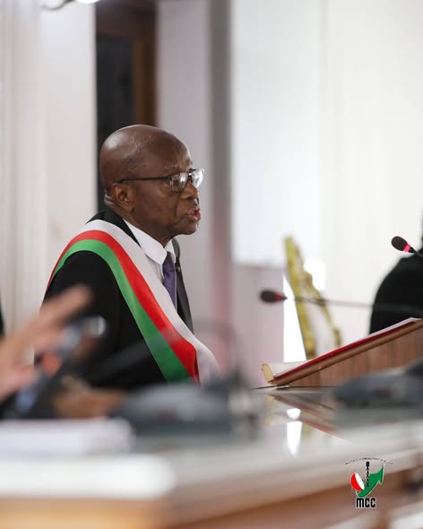 FANDAHARANASA HO FANATANTERAHANA NY POLITIKAM-PANJAKANA ANKAPOBENY HO AN'NY FANAVAOZANA IFOTONY