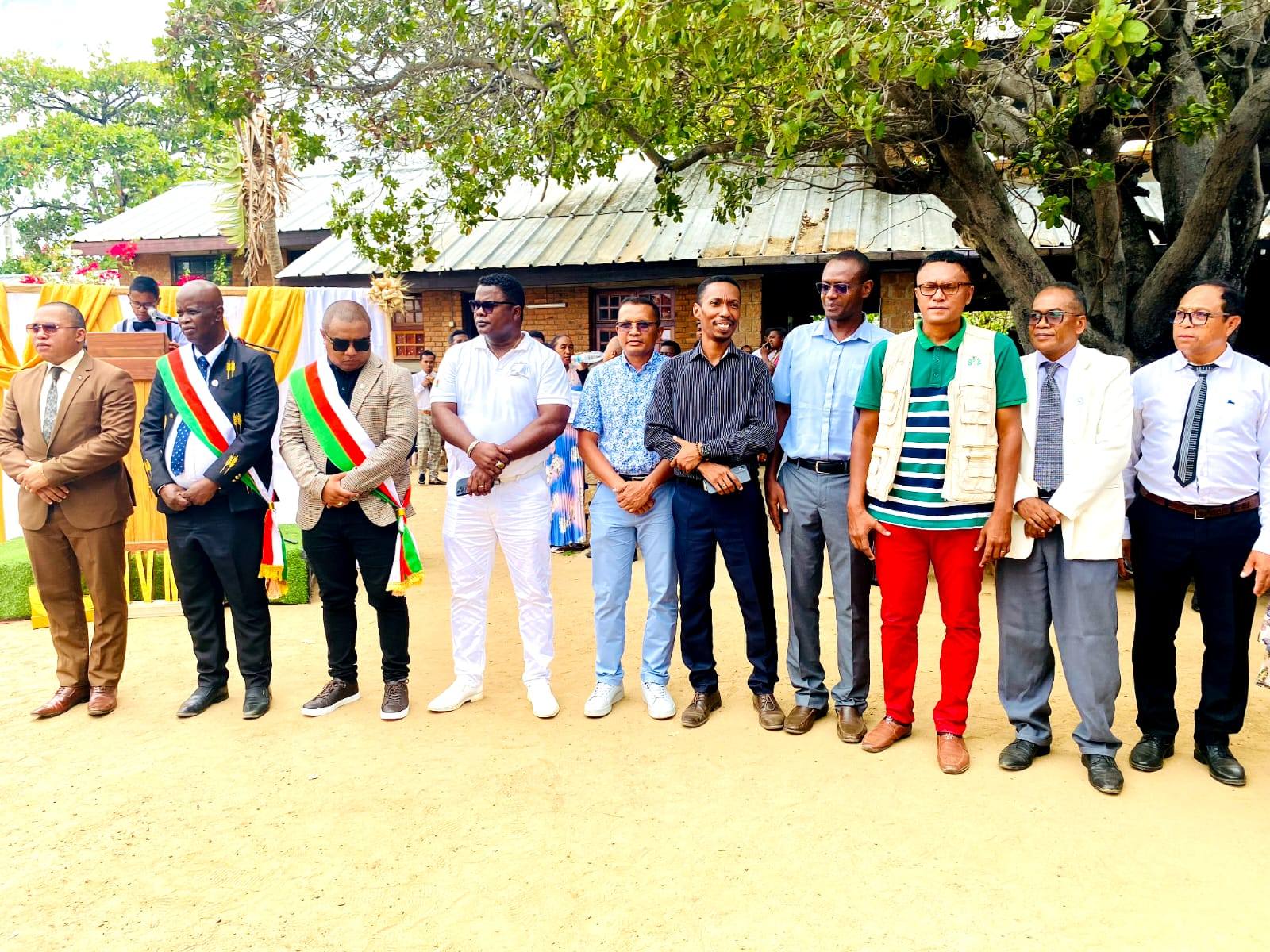 MENDRIKA ALAIN-TAHAKA AMIN'NY FAMPIASANA FITAOVANA ARIFOMBA SY FANAJANA LALANA RADIO VAOVAO MAHAFALY MANDRITSARA 𝘙𝘝𝘔𝘔 𝗙𝗠 𝟵𝟮.