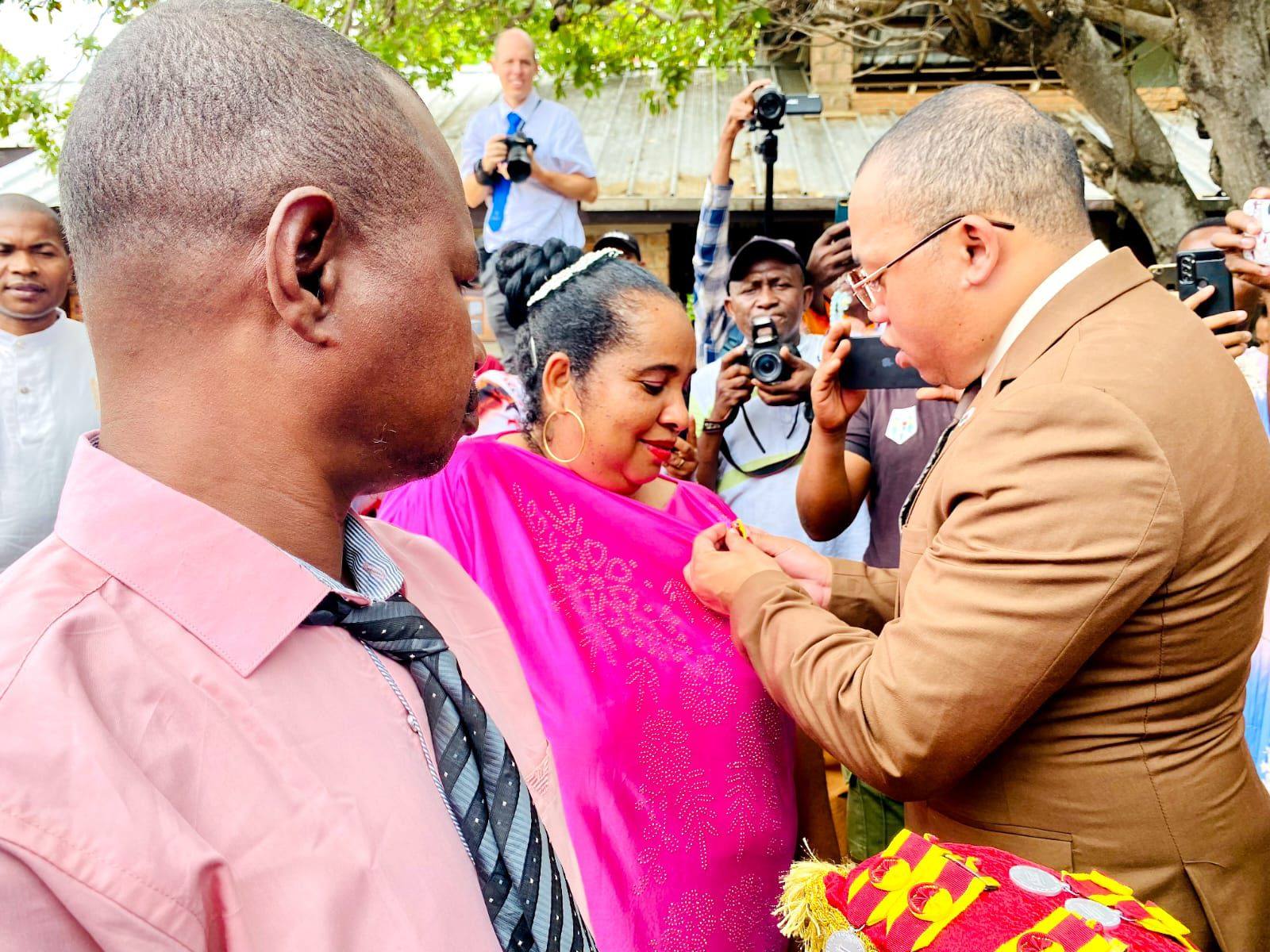 MENDRIKA ALAIN-TAHAKA AMIN'NY FAMPIASANA FITAOVANA ARIFOMBA SY FANAJANA LALANA RADIO VAOVAO MAHAFALY MANDRITSARA 𝘙𝘝𝘔𝘔 𝗙𝗠 𝟵𝟮.