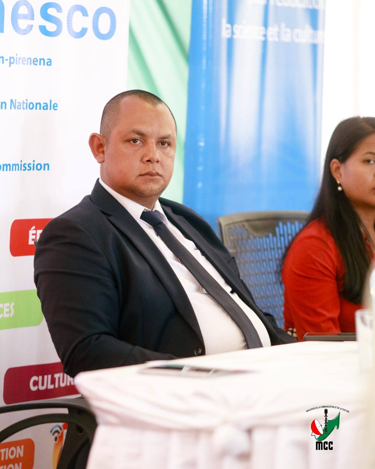 NOMEM-BONINAHITRA NY HAREMBAKOKA MIKASIKA NY SARIMIHETSIKA SY HAINO AMAN-JERY