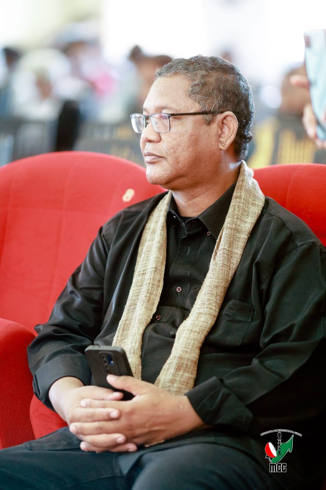 NOMEM-BONINAHITRA NY HAREMBAKOKA MIKASIKA NY SARIMIHETSIKA SY HAINO AMAN-JERY