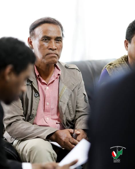 NY MPISEHATRA ARA-KOLONTSAINA SY IREO SOKAJINY.