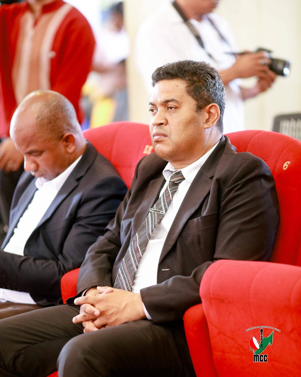 NOMEM-BONINAHITRA NY HAREMBAKOKA MIKASIKA NY SARIMIHETSIKA SY HAINO AMAN-JERY