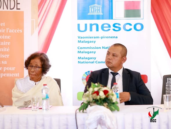 NOMEM-BONINAHITRA NY HAREMBAKOKA MIKASIKA NY SARIMIHETSIKA SY HAINO AMAN-JERY