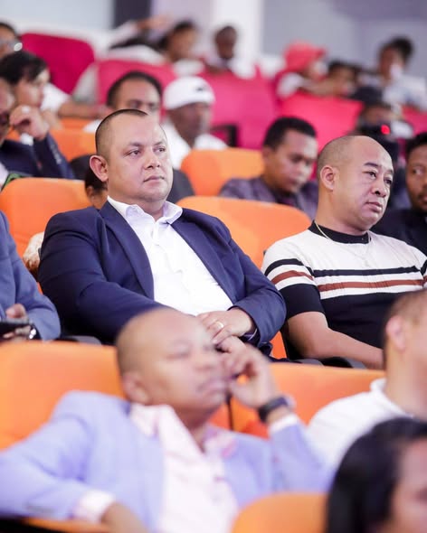 ANDRO IRAISAM-PIRENENA HO AN'NY MPIROTSAKA AN-TSITRAPO.