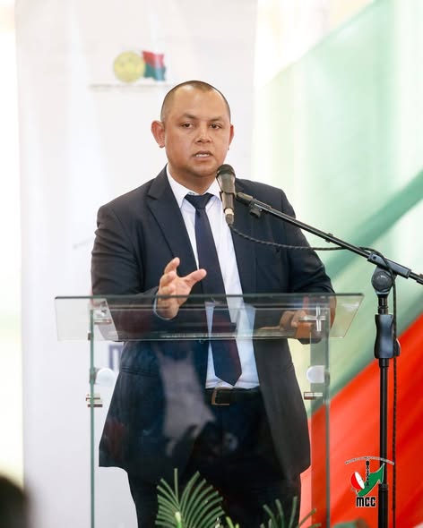 NOMEM-BONINAHITRA NY HAREMBAKOKA MIKASIKA NY SARIMIHETSIKA SY HAINO AMAN-JERY