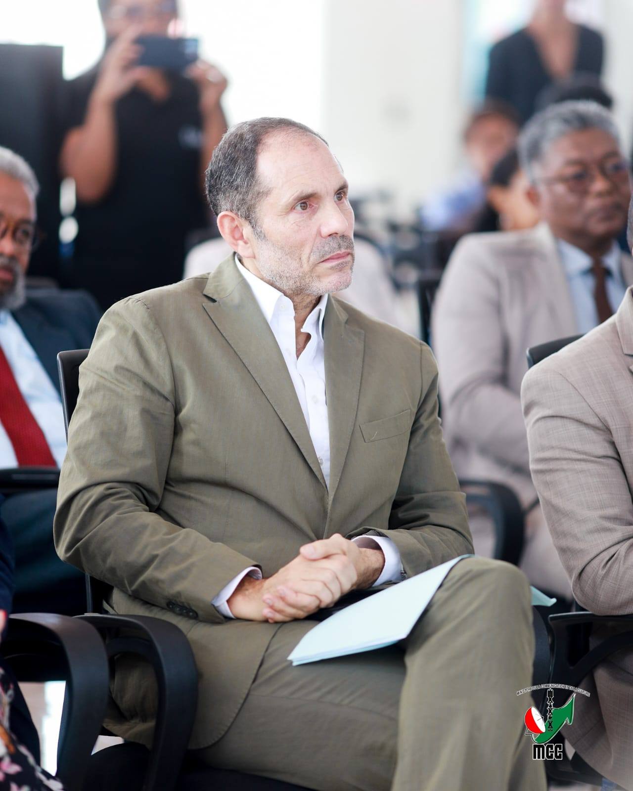 FAMOAHANA BOKY HO AN'NY ANKIZY.