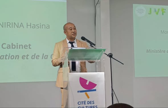 ANDRO NATOKANA HO AN'NY MPIROTSAKA AN-TSITRAPO FRANTSAY MIASA ETO MADAGASIKARA