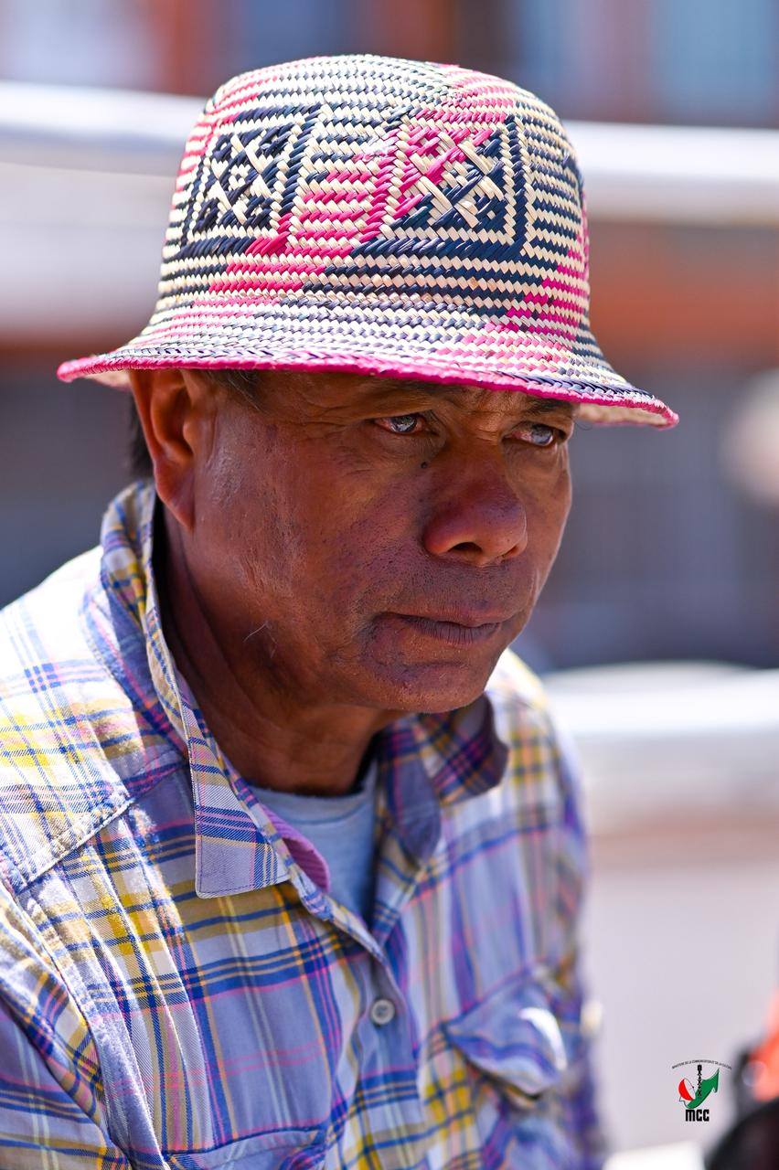 NANKASITRAHAN'NY MINISITERA I RANOELISON , ANDRAREZIN'NY HIRAGASY