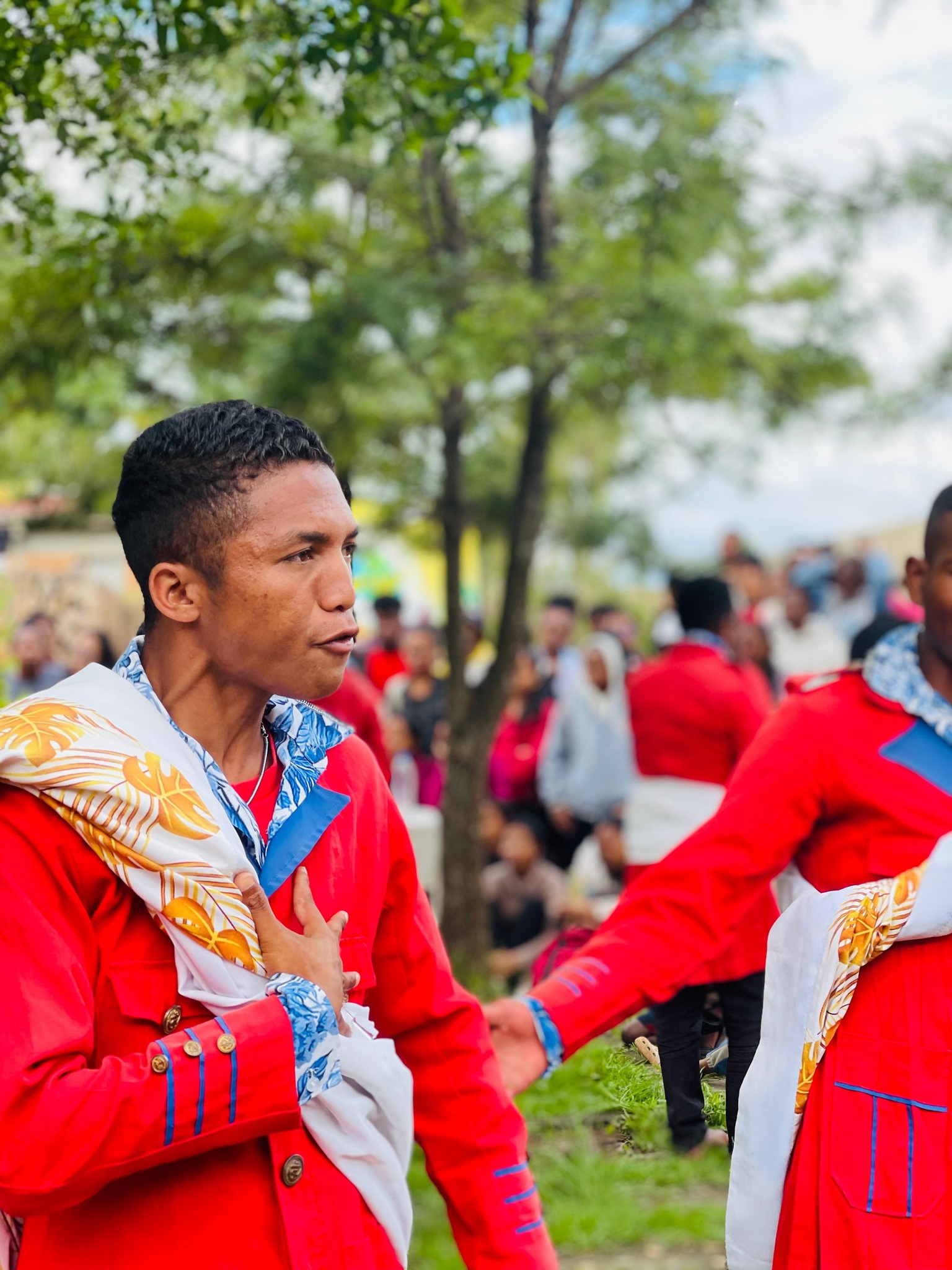 NAHASARIKA IREO MPIANATRY NY ANJERIMANONTOLO NY FAMPISEHOANA HIRAGASY NATAO TENY ANKATSO