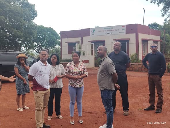 NOHAVAOZINA NY FITAOVAN'NY TVM AO FENOARIVOBE.