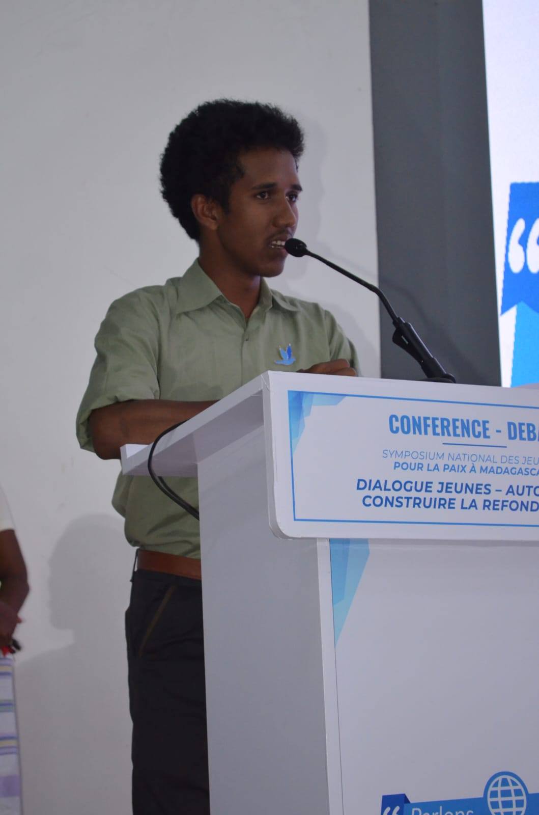 "PARLONS DEVELOPPEMENT - PARLONS REFONDATIONS"