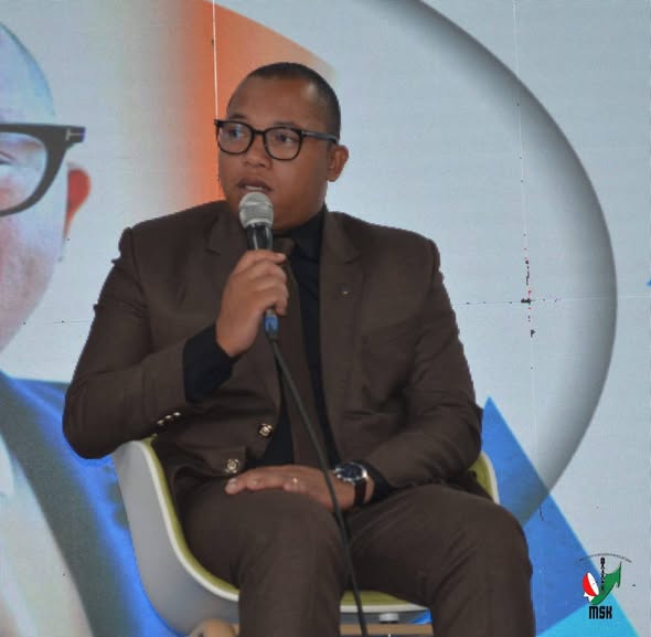 ISAN’NY HETSIKA NANAMARIHANA NY FAHA-6 STUDIO SIFAKA NATAO ANDROANY 12 Desambra 2025 NY ADIHEVITRA NAMPANDRASAN’ANJARA NY TANORA NIRESAHANA NY LOHAHEVITRA "NY TANORA SY NY FANAVAOZANA".