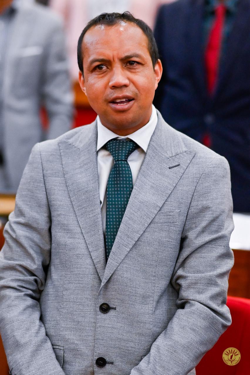 09 DESAMBRA 2025 | ANDRO IRAISAM-PIRENENA HIADIANA AMIN'NY KOLIKOLY , MINISITERAN'NY RAHARAHAM-BAHINY ANOSY.