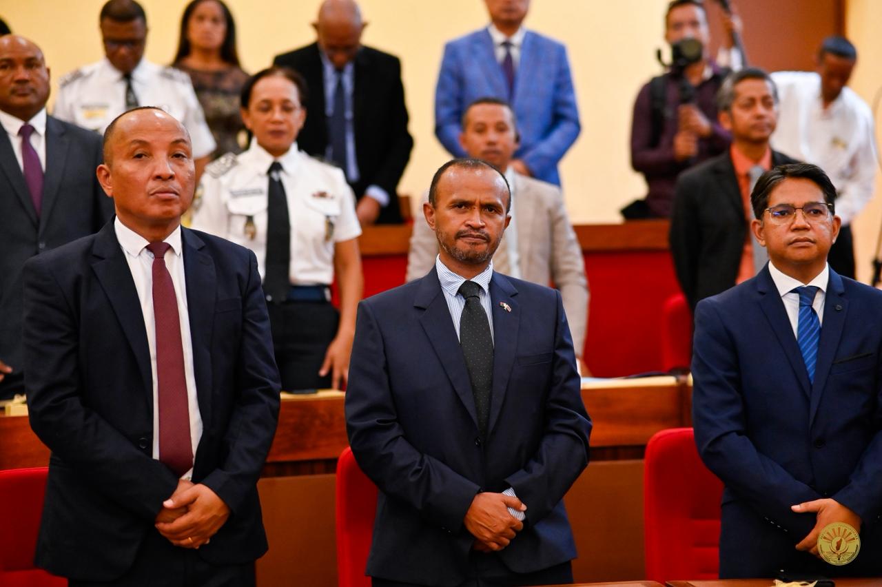 09 DESAMBRA 2025 | ANDRO IRAISAM-PIRENENA HIADIANA AMIN'NY KOLIKOLY , MINISITERAN'NY RAHARAHAM-BAHINY ANOSY.