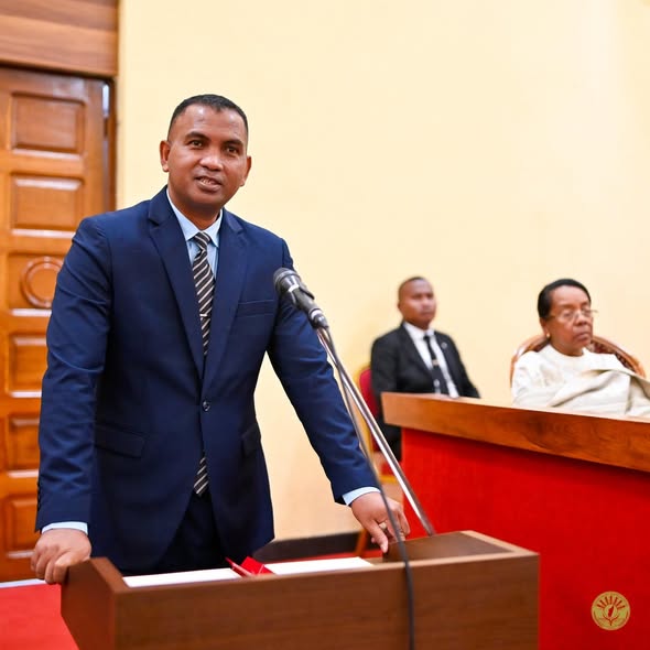 09 DESAMBRA 2025 | ANDRO IRAISAM-PIRENENA HIADIANA AMIN'NY KOLIKOLY , MINISITERAN'NY RAHARAHAM-BAHINY ANOSY.