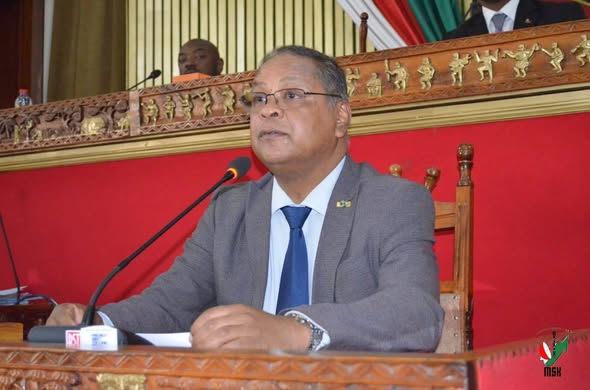 FIVORIANA ARA-POTOANA FAHA-2