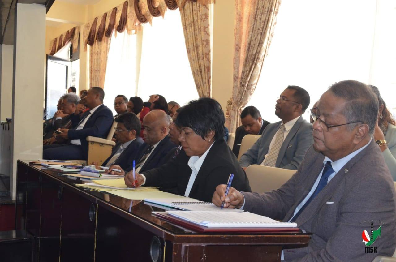 FIVORIANA ARA-POTOANA FAHA-2