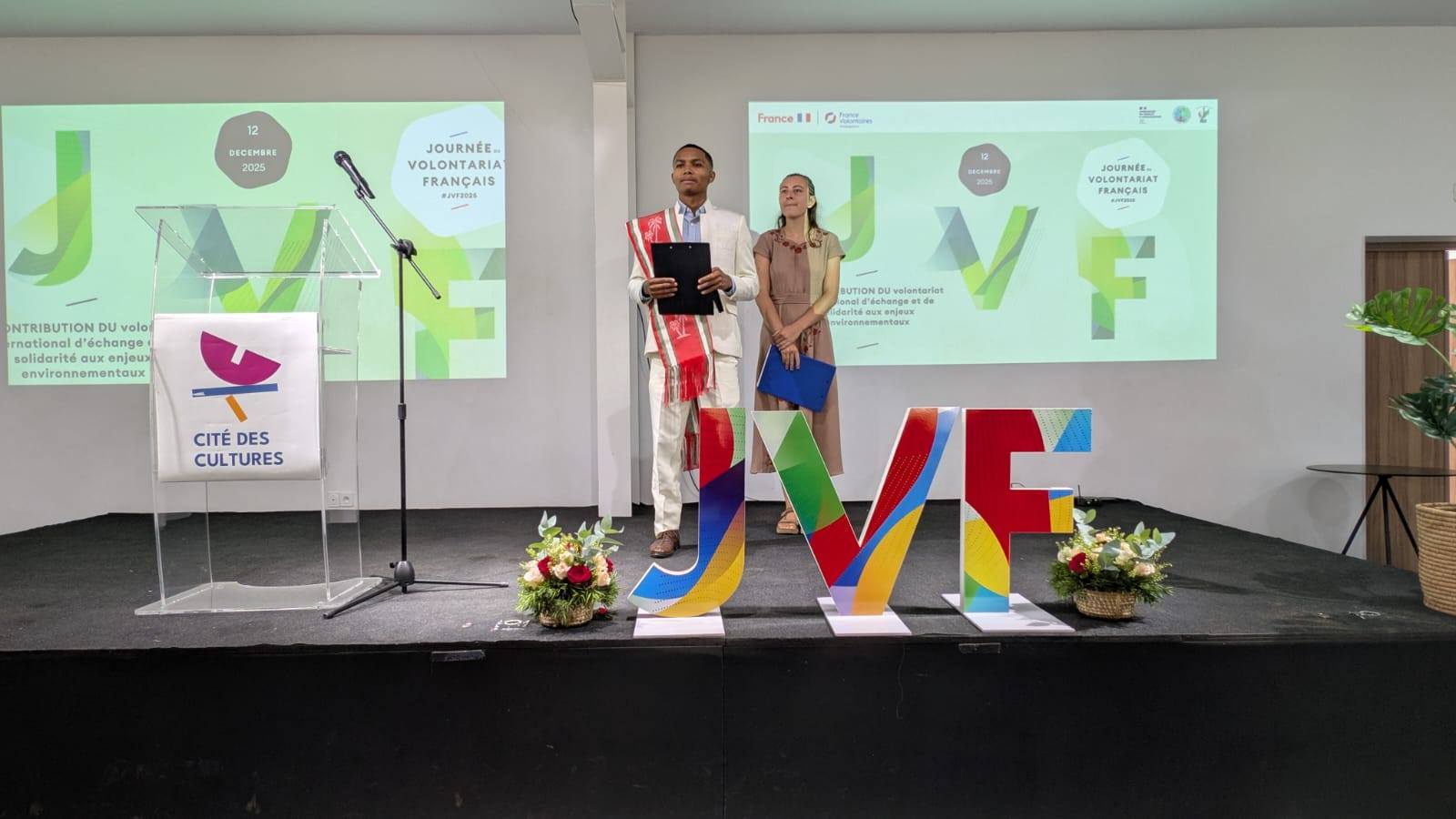 ANDRO NATOKANA HO AN'NY MPIROTSAKA AN-TSITRAPO FRANTSAY MIASA ETO MADAGASIKARA