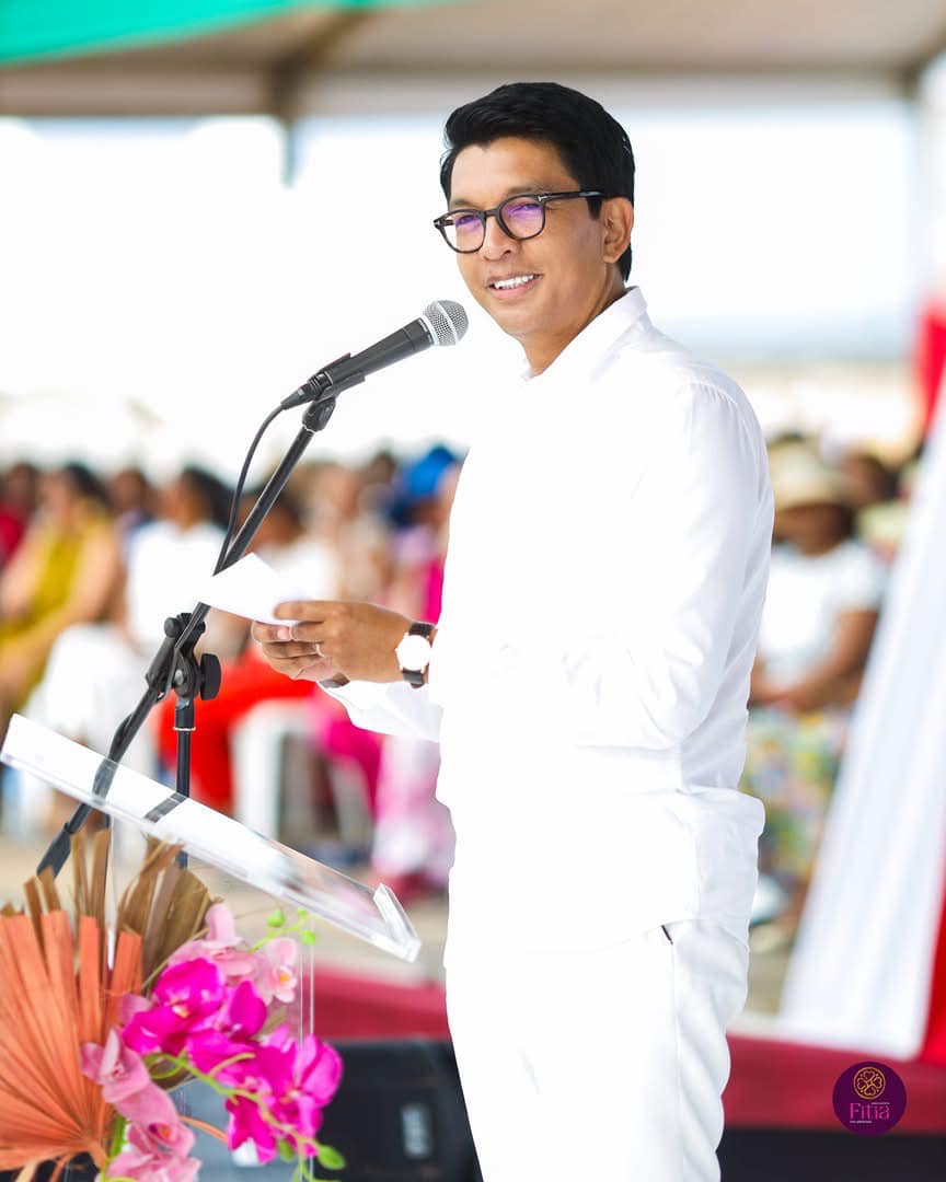 HOY RAMATOA MIALY RAJOELINA, VADIN'NY FILOHAM-PIRENENA, ANDROANY TANY MAHAJANGA