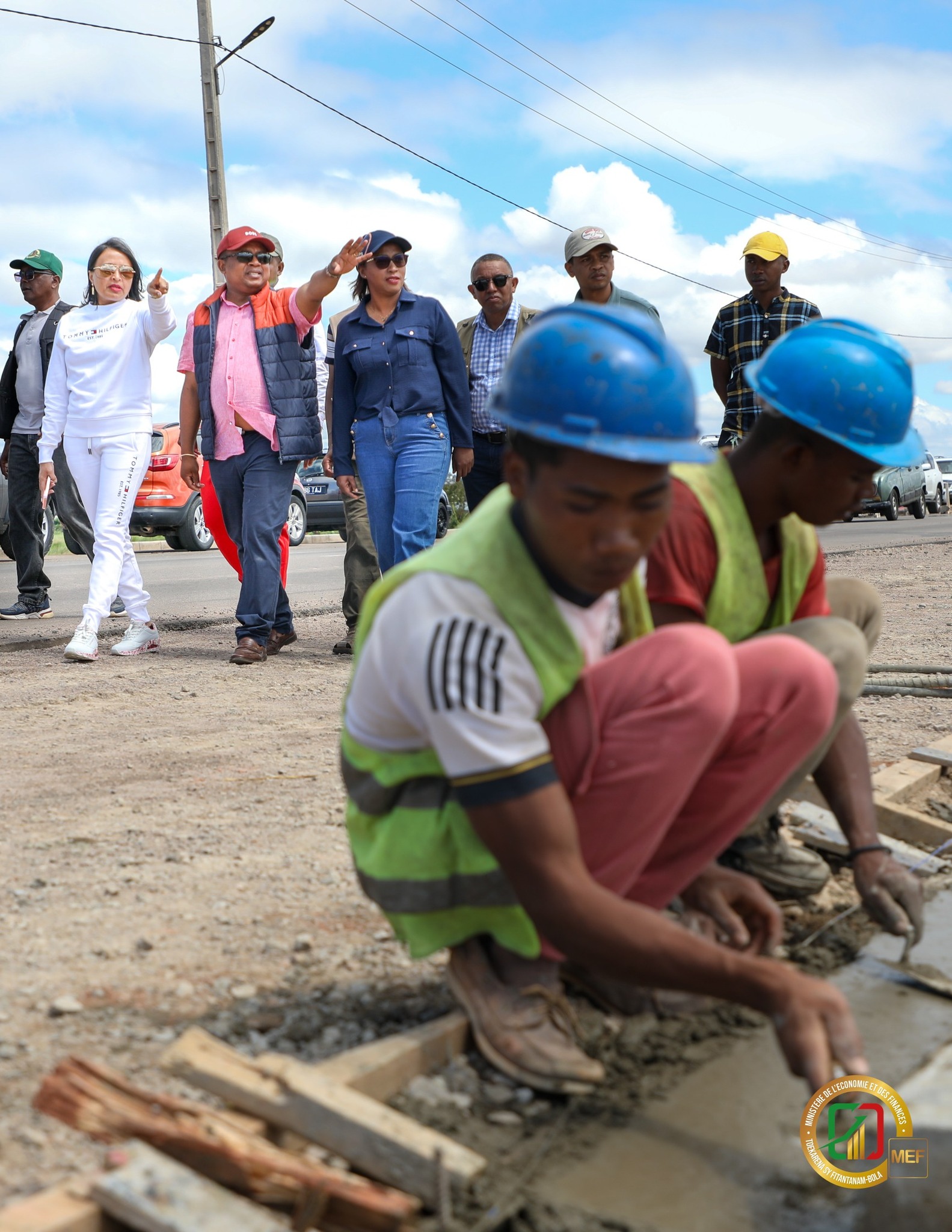 FIDINANA IFOTONY NIJERY NY FANDROSOAN' NY ASA ENY AMIN' NY LALAM- IVATO