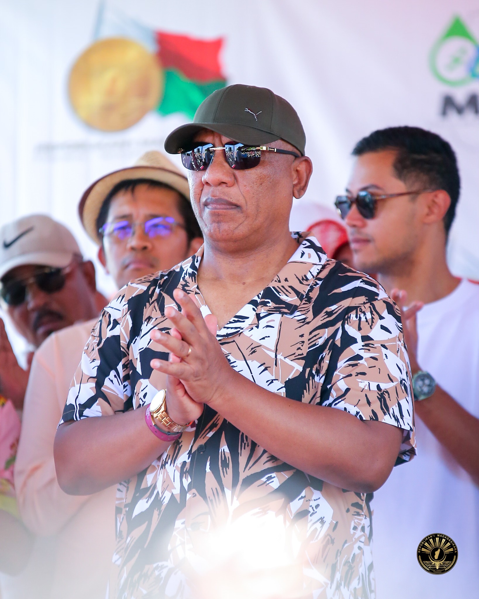 TSY MAINTSY MANDROSO I NOSY BE