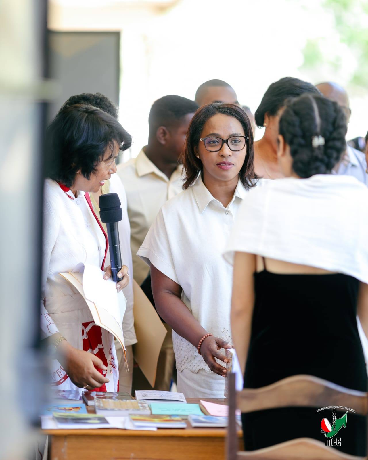 ANTSA TONONKALO - DIHIM-PARITRA