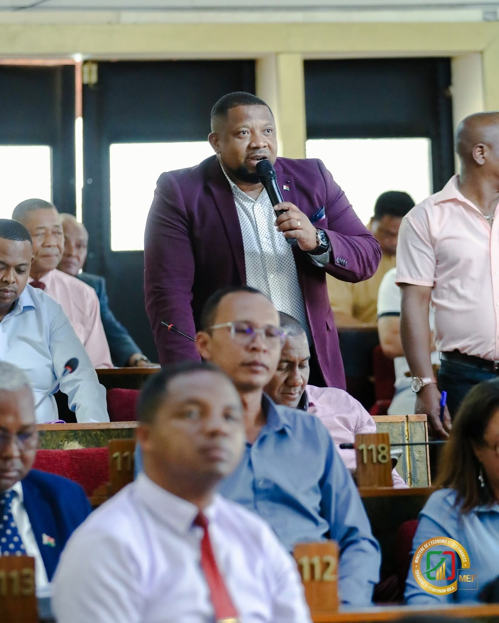 VOLAVOLAN-DALANA MIFEHY NY TETIBOLAM-PANJAKANA I