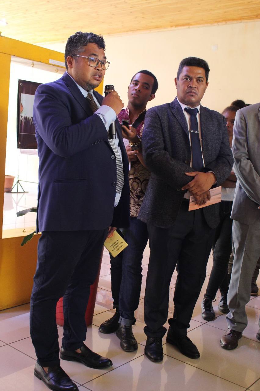 NASEHO AN-TSARY ANDRAONY ALAROBIA 10 DESAMBRA 2025 TESTY AMIN' NY TRANO SARY AMBOHIDAHY IREO DINGANA SY LALANA NANDALOVAN' NY ASA FANAOVAN-GAZETY TETO MADAGASIKARA SY NY FIATREHAN' NY MPANAO GAZETY NY ASANY AN-TAONANY MARO