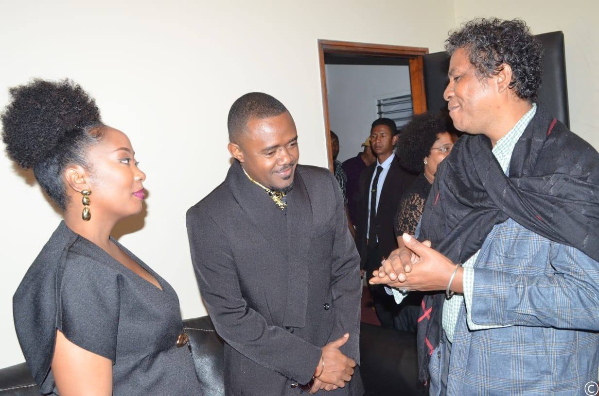 NAHABABO NY MPIFIDY NY HIRAN' I DENISE " MATOKY ZAGNAHARY "