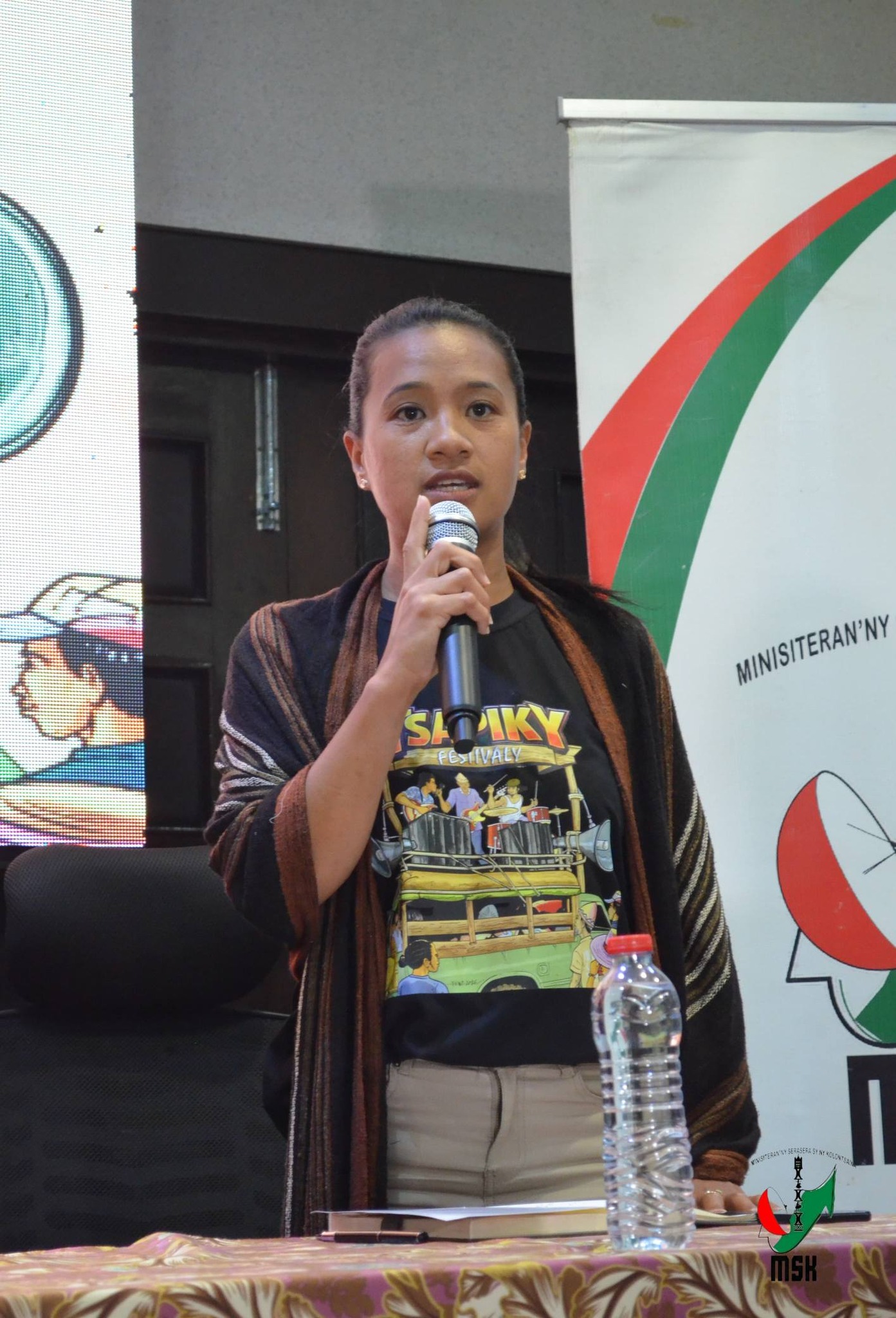 HAKOTROKOTROKA NY FANDRAISANA NY MAHA HAREMBAKOKA IRAISAM-PIRENENA NY TSAPIKY NY 27 SY 28 FEBROARY AO TOLIARA