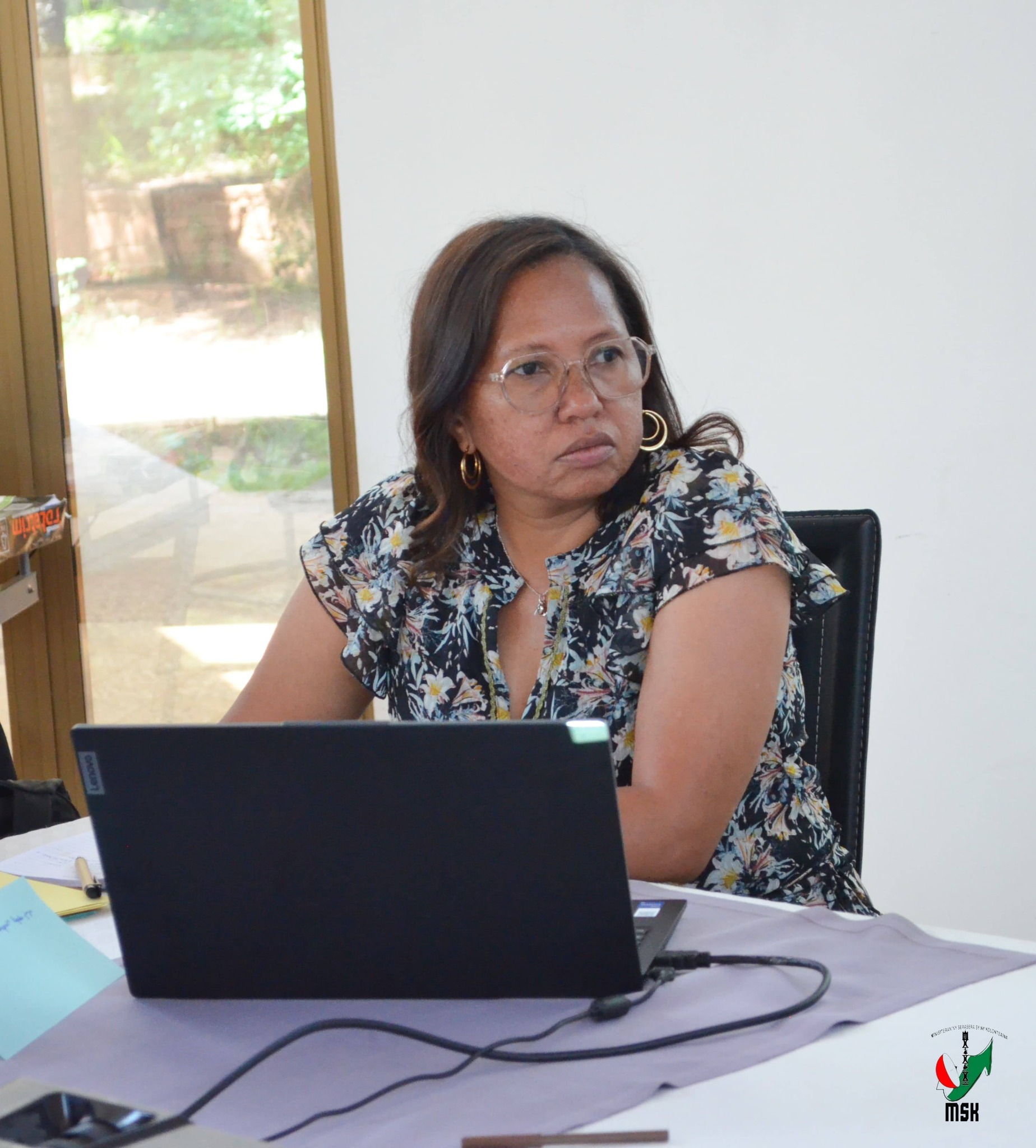 TETIKASA MOMBA NY FAHALALANA MANEHO HEVITRA, IREO FITAOVA-TSERASERA VAOVAO, ARY NY FAMPIROBOROBOANA NY ORINASAN-TSERASERA MALALAKA, MAHALEO TENA, MAROLOKA