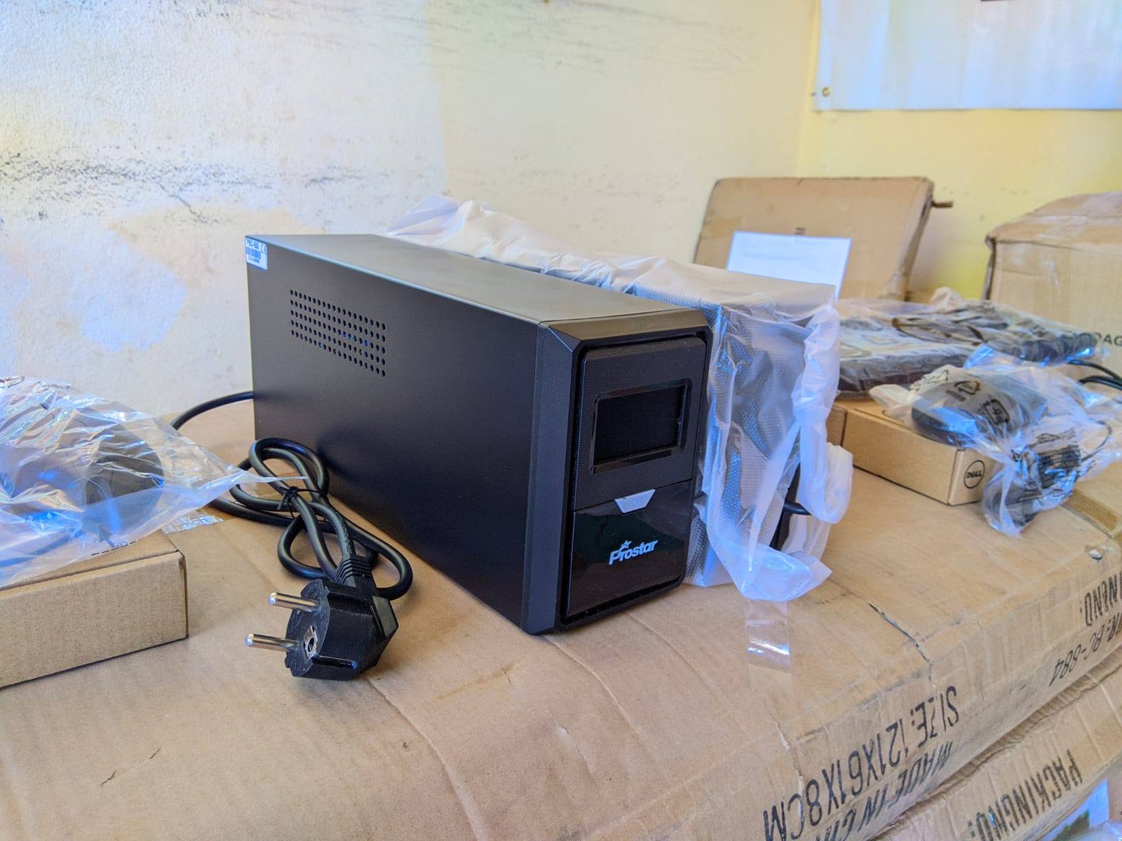 MANATSARA HATRANY IREO FITAOVAN-TSERASERA ENTI-MIASA NY MINISTERAN' NY SERASERA SY NY KOLONTSAINA MBA HAHATOMOMBANA NY FAMPITAM-BAOVAO AVY NY IFOTONY