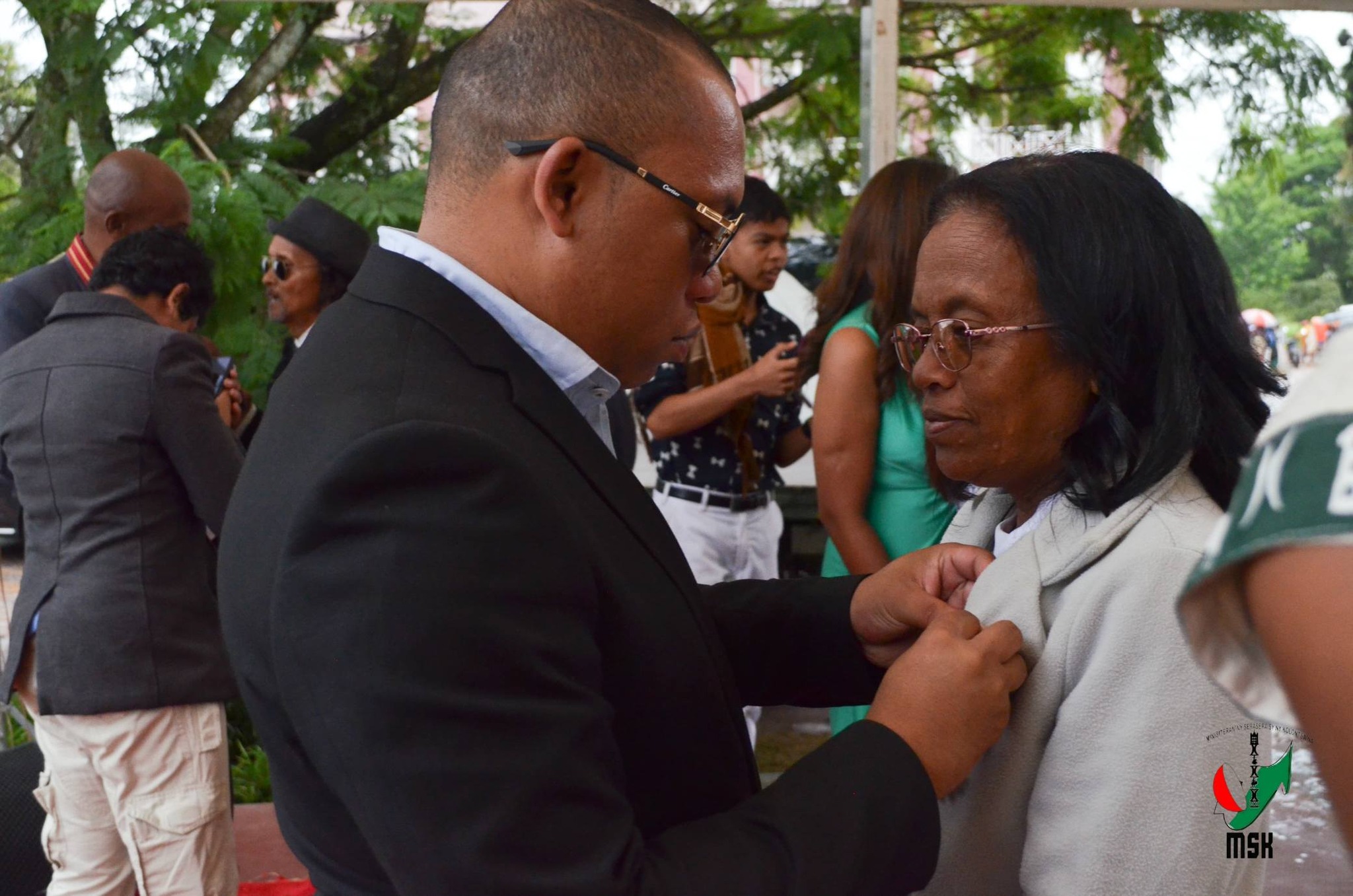 ENDRIKA HITA MASO FANKASITRAHANA NY EZAKA VITAN' NY MPISEHATRA ARA-KOLONTSAINA SADY FAMPIRISIHANA AMIN' NY TSARA KOKOA HATRANY NY MARI-BONINAHITRY NY KANTO