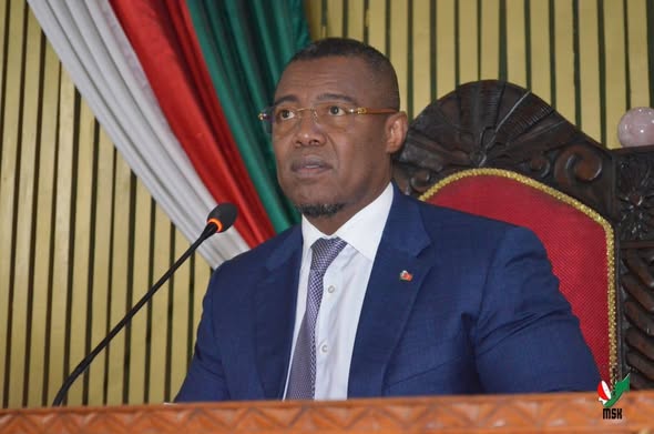 MANAO FANAVAOZANA NY FITAOVAN'NY TVM SY RNM NY MINISITERA ANKEHITRINY.