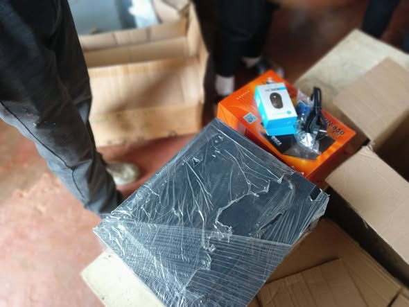 « EMETTEURS » SY «ANTENNE »