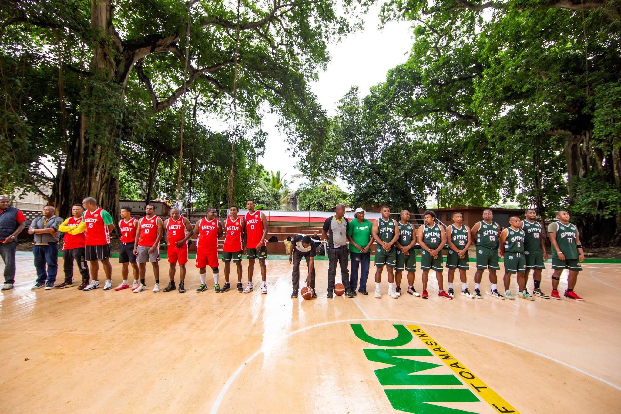 MISITRAKA NY FANAVAOZANA NY KIANJA VAVITIANA AMPASIMAZAVA NY REHETRA.