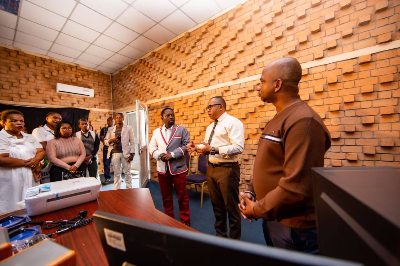 NANDRITRA NY FIDINANA IFOTONY TANTERAHINY AO TOAMASINA.