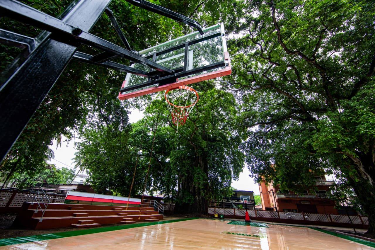 MISITRAKA NY FANAVAOZANA NY KIANJA VAVITIANA AMPASIMAZAVA NY REHETRA.