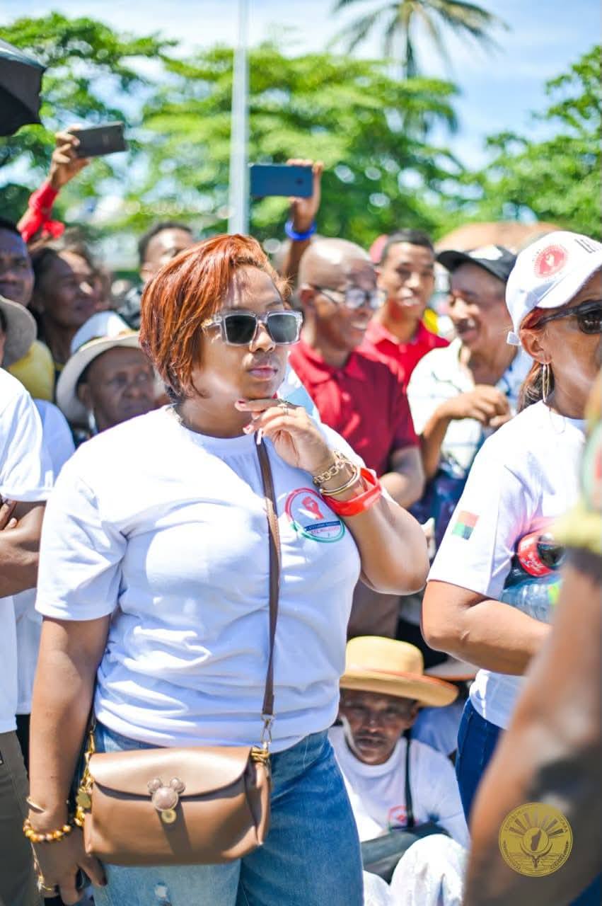 NIHAONA MIVANTANA TAMIN’NY VAHOAKAN’I TOAMASINA NY FILOHAN’NY FANAVAOWANA NY REPOBLIKA NIHAINO NY HETAHETAM-BAHOAKA SY NITONDRA VAHAOLANA