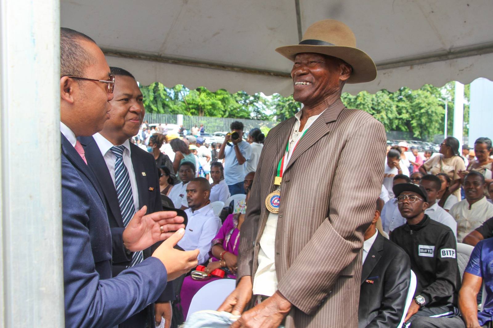 NOVALIN’NY MINISITRA GASCAR FENOSOA NY HETAHETAN'IREO MPISEHATRA ARA-KOLONTSAINA  TAMIN'NY ALALAN'NY FANOLORANA MARI-BONINAHITRA TAO TOAMASINA