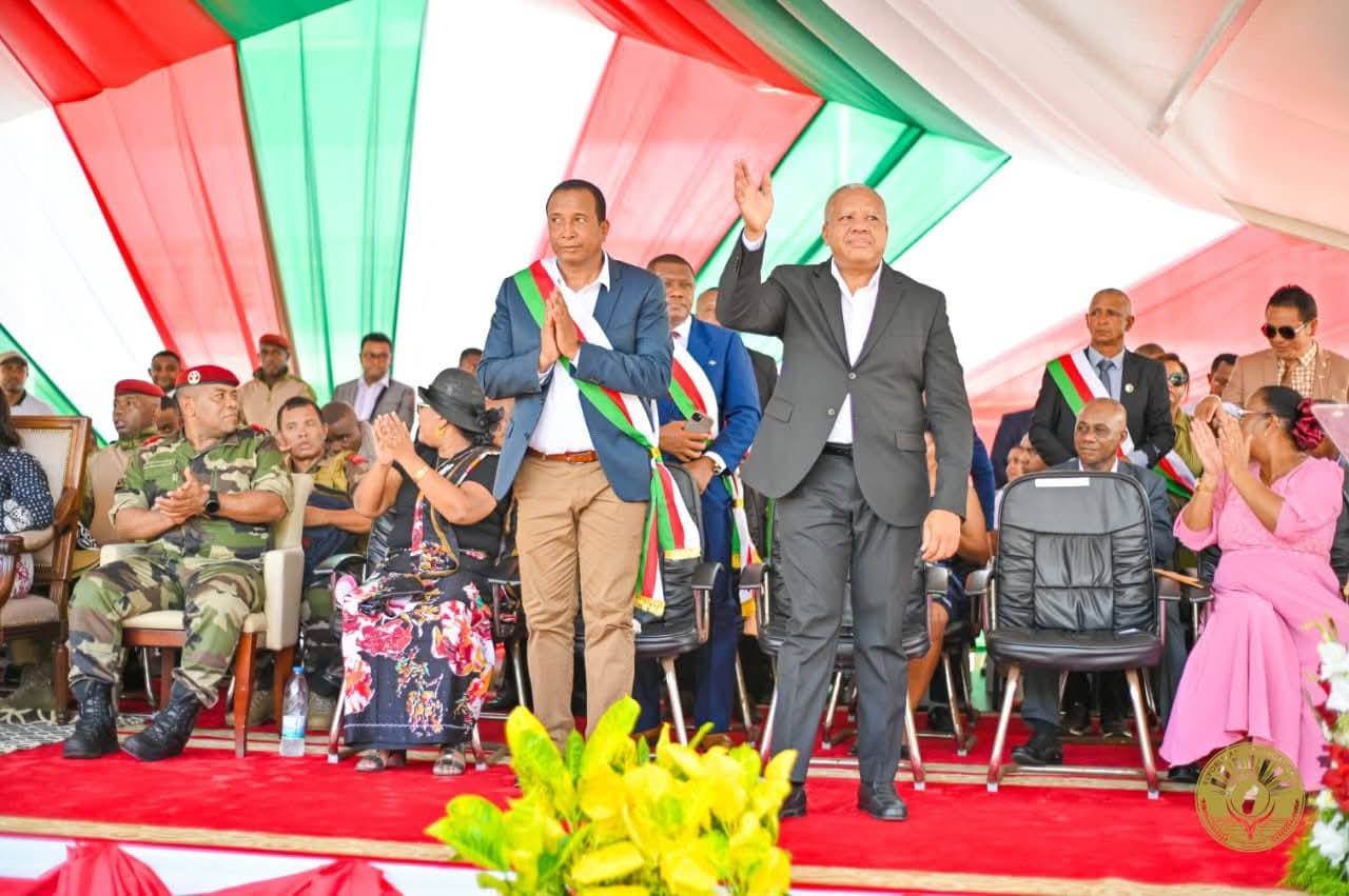 NIHAONA MIVANTANA TAMIN’NY VAHOAKAN’I TOAMASINA NY FILOHAN’NY FANAVAOWANA NY REPOBLIKA NIHAINO NY HETAHETAM-BAHOAKA SY NITONDRA VAHAOLANA