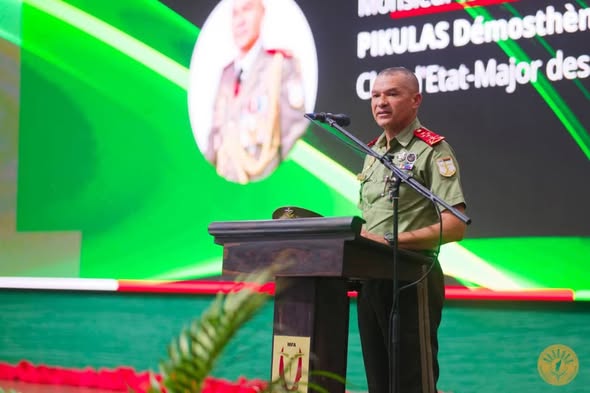 NITARIKA NY FIKAONANDOHAN’NY TAFIKIA NANOMBOKA ANDROANY NY FIHOHAN’NY FANAVAOZANA NY REPOBLIKAN’I MADAGASIKARA NIARAKA TAMIN’IREO MPANOLOTSAINA AVON’NY FANAVAOZANA