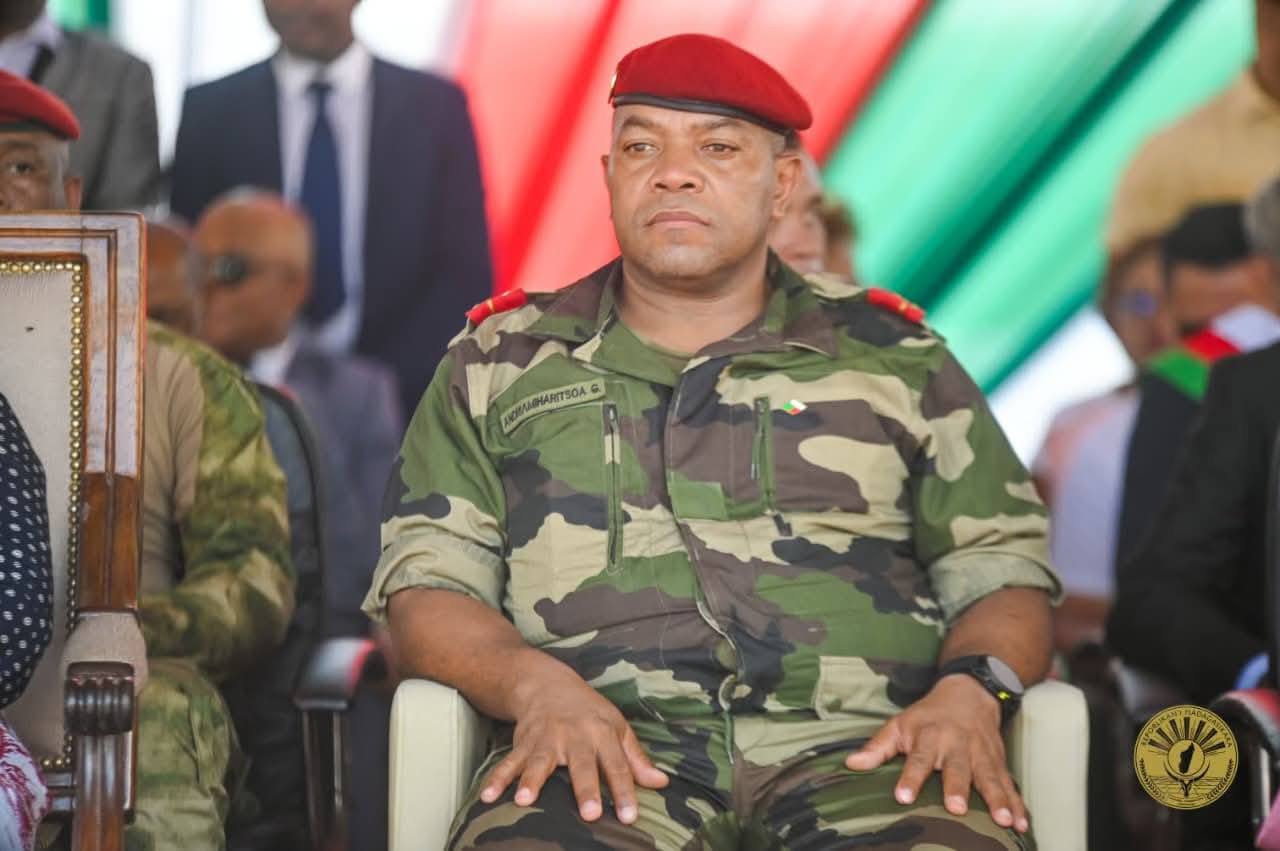 MIEZAKA MANAO FITONDRANA MAZAVA SY MADIO ISIKA HOY NY FILOHAN'NY FANAVAOZANA NY REPOBLIKAN'I MADAGASIKARA.