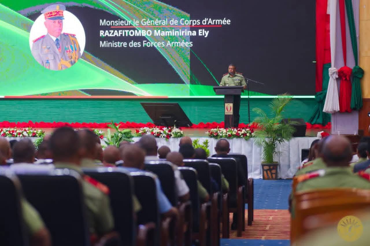 NITARIKA NY FIKAONANDOHAN’NY TAFIKIA NANOMBOKA ANDROANY NY FIHOHAN’NY FANAVAOZANA NY REPOBLIKAN’I MADAGASIKARA NIARAKA TAMIN’IREO MPANOLOTSAINA AVON’NY FANAVAOZANA