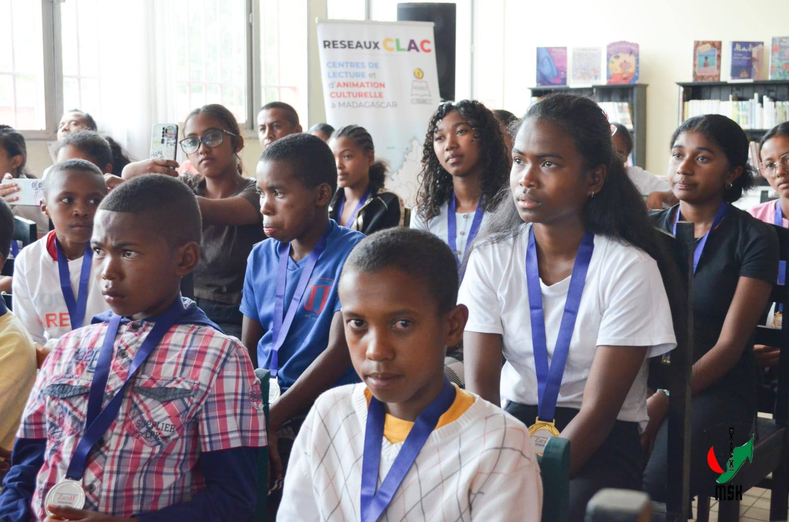 ZARO HO TIA VAKY BOKY NY ANKIZY MPIANATRA